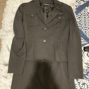 Women’s suit